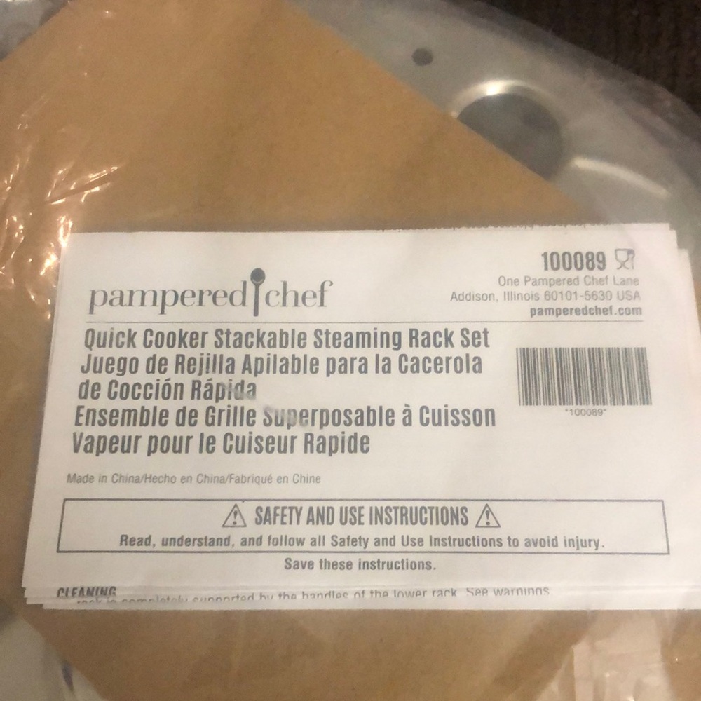 Pampered Chef Stackable Steaming Rack Set, brand new